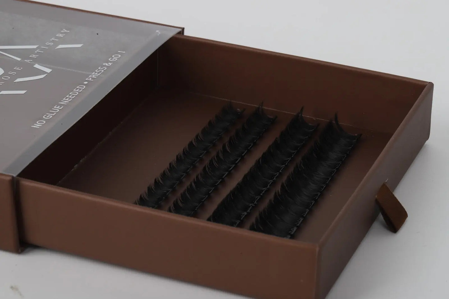 HU$TLE PRESS ON LASHES Mega Volume Style