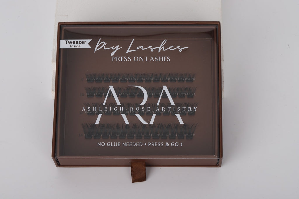 SNATCHED PRESS ON LASHES